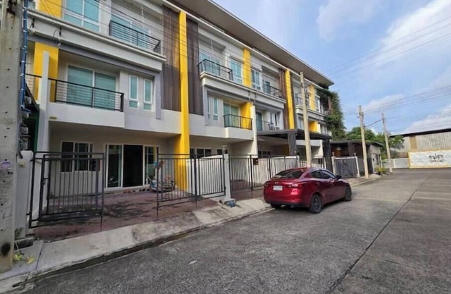 Cozy Stay near Suvarnabhumi Airport