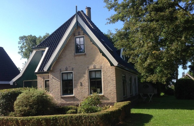 Cozy stolp home near the sea and forest