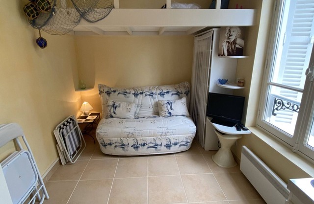 Cozy Studio 50m from Cabourg Beach - Sleeps 3