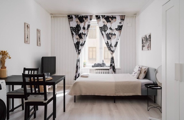 Cozy Studio Apt in Kamppi with Perfect Location