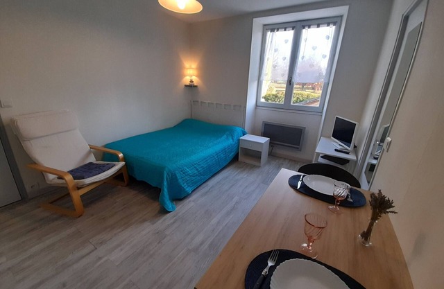 Cozy Studio with Wi-Fi Near La Roche-Posay Center and Thermal Spas