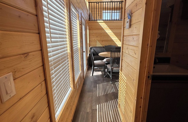 Cozy Tiny Home With Kitchenette #110