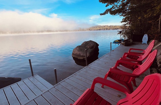 Crystal Lake Camp Getaway – 3BR with Bunk Room & Private Lake Access