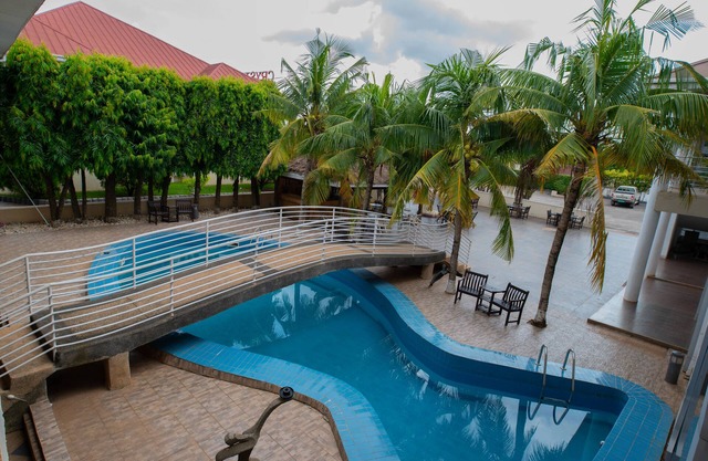 Crystal Rose Ambassador Hotel