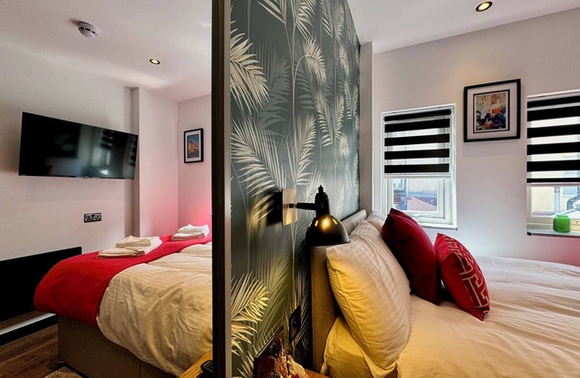 Curzon Villa - perfect for large groups or family getaways