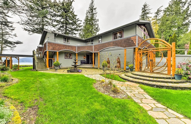 Custom Guemes Home w/Spectacular Water Views!