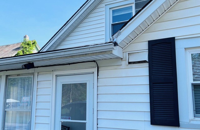 Cute Cottage 5 minutes from the Track