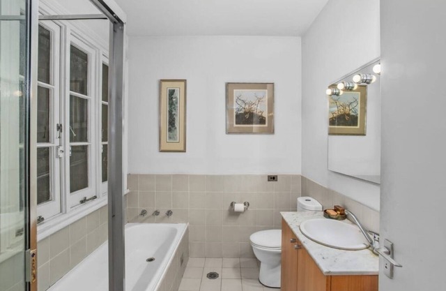 Cute Rose Bay House