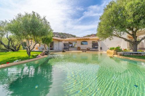 D&v Luxury Home - By Searly