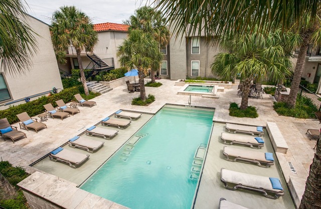 Dallas 2BR Condo Near Downtown & S.M.U.