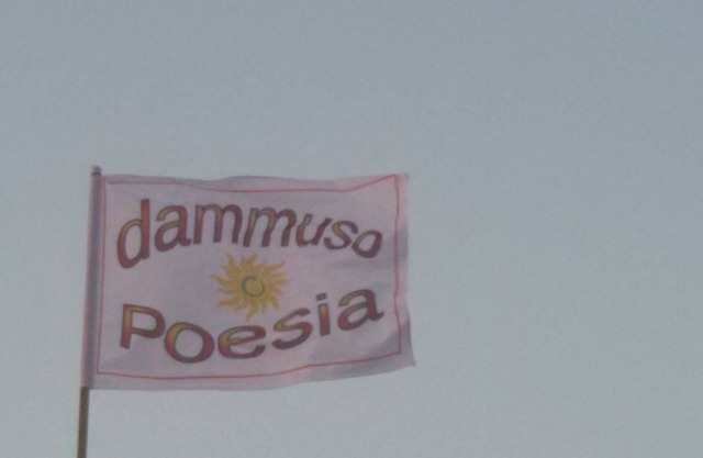 Dammuso Poesia . a window on the world.