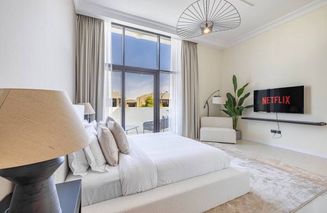 Daniels 5BR Villa | Damac Hills | Golf Course View