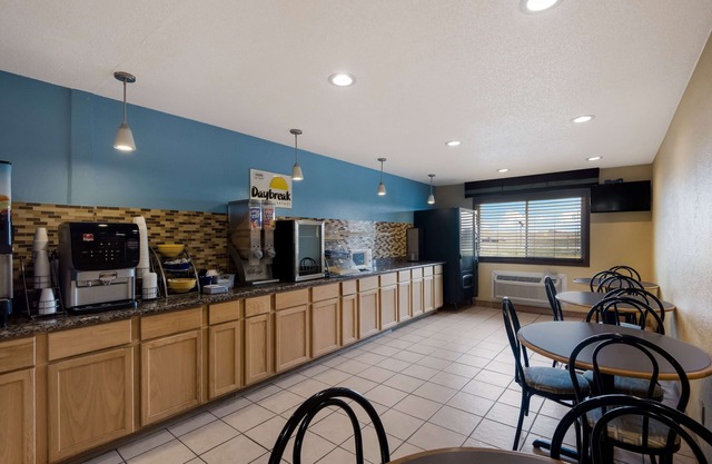 Days Inn by Wyndham Ankeny - Des Moines