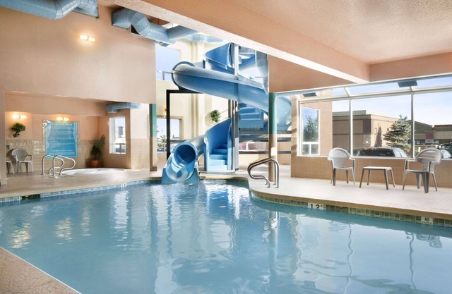 Days Inn by Wyndham Calgary Airport