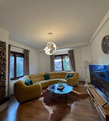 De Luxe Villa
