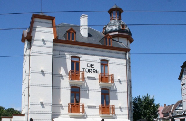 De Torre 2 - luxury 1-bedroom apartment in iconic building