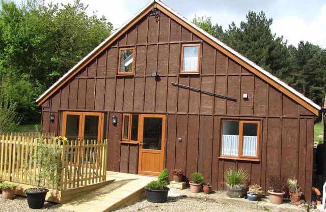 Deerewood Cottage - Set Around An Old Farmyard In A Village Location