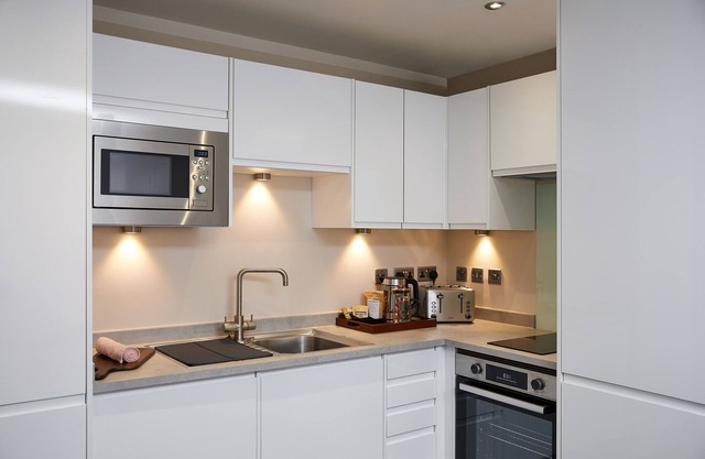 Deluxe Suites @ Humber Lofts Residences