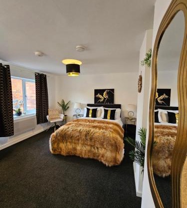 Deluxe Town Centre Studio Stevenage