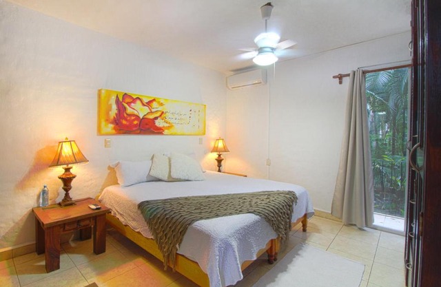 Departamento con Alberca en Condominios Marbella Puerto Vallarta