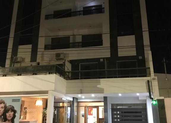 Departamento de categoría en macrocentro Echeverria