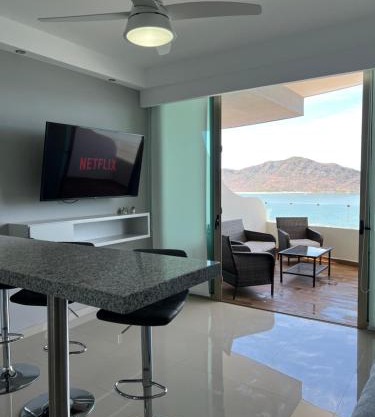 Departamento en Tramonto Resort con vista al mar