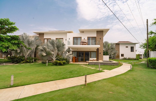 Designer Villa with Private Jacuzzi