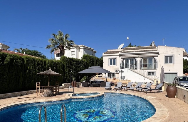 Detached Luxury Villa with private pool, central Quesada. With games area.