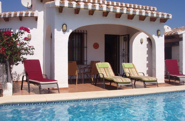 Detached Spanish Villa in Mountain Location, Air Con, WiFi