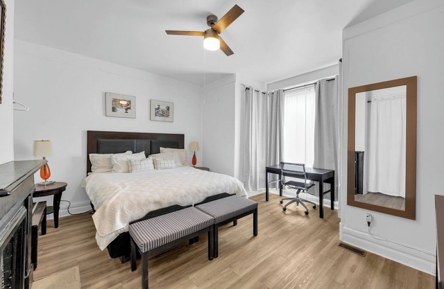 Detroit Getaway: 3-Bedroom Apartment for 7 and WiFi