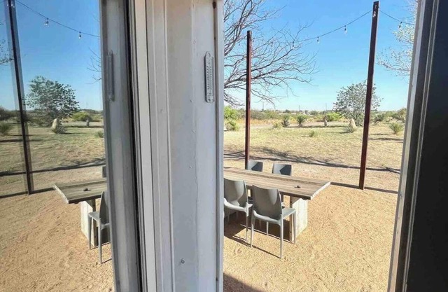 Dickson Marfa House S