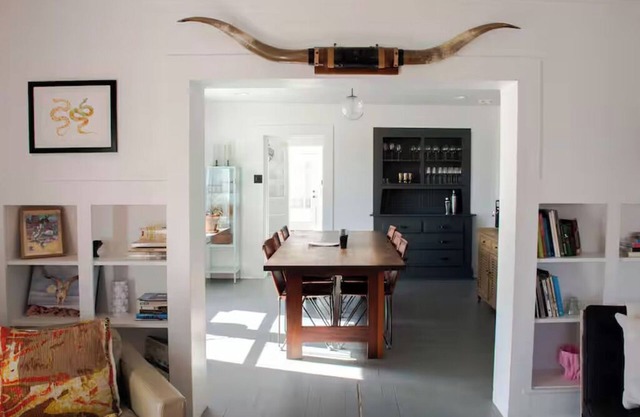 Dickson Marfa House - Spacious 7-Bedroom Vacation Rental + Events