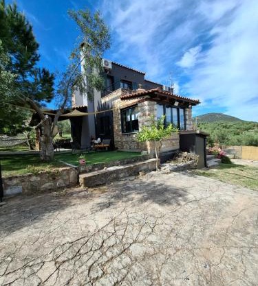 Dimitra's Villa in Evia, Greece