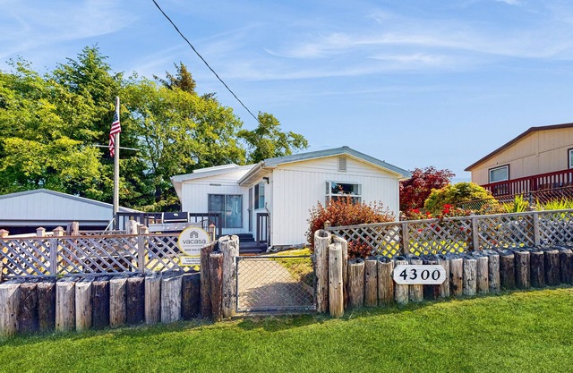 Discover Your Coastal Oasis at Mermaid Crossing, dog friendly