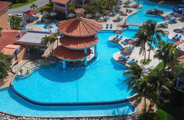 Divi Village ~ Infinity Pool ~ Water Slide ~ Golf ~ Close to Beach