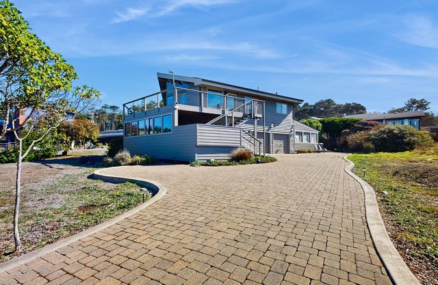 Dog-friendly beach house with private hot tub, indoor pool, WiFi & ocean views