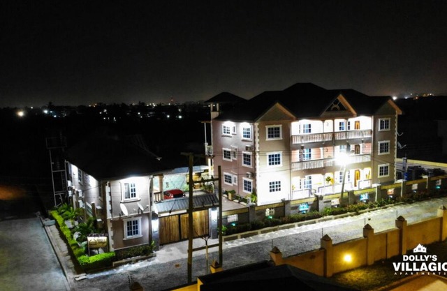 Dollys Villagio Apartments