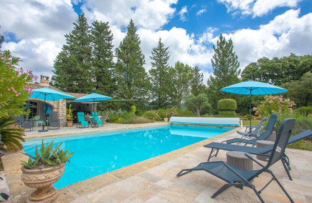 'Domaine L'hélion' with Private Pool, Wi-Fi and Air Conditioning