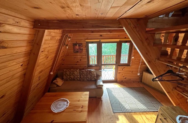 Domek na górze z pięknym widokiem
