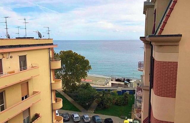 Don Pedro Beach House 009056-lt -0276