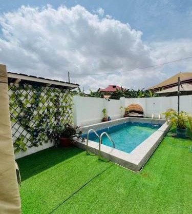 Dona's Residence