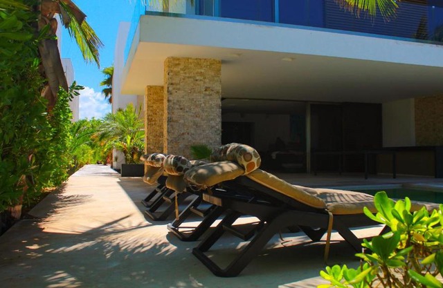 Donoussa Beach home