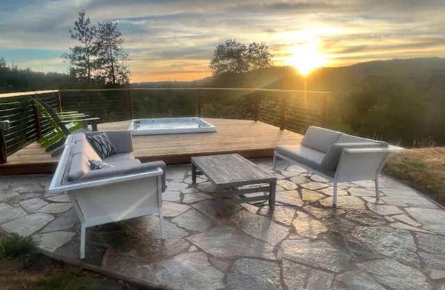 Dorstan Mountaintop Retreat