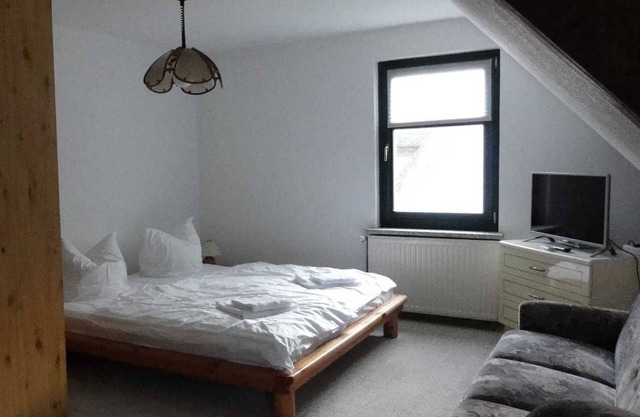 Double room 25 m² (shared bathroom) - Reetdachhaus Landhaus Ulrich