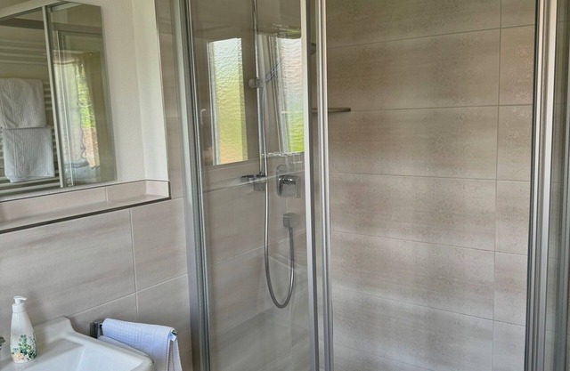 Double Room with Lake View, Balcony and Wi-Fi