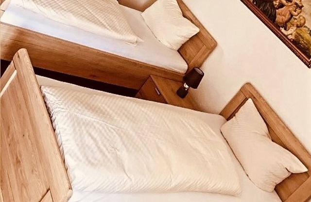 Double room with shower and WC