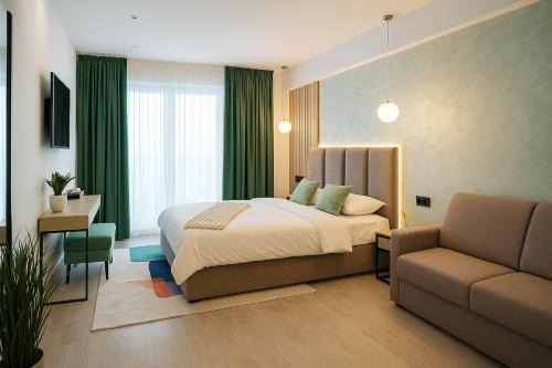 Double Room with Sofa Bed & Lake View