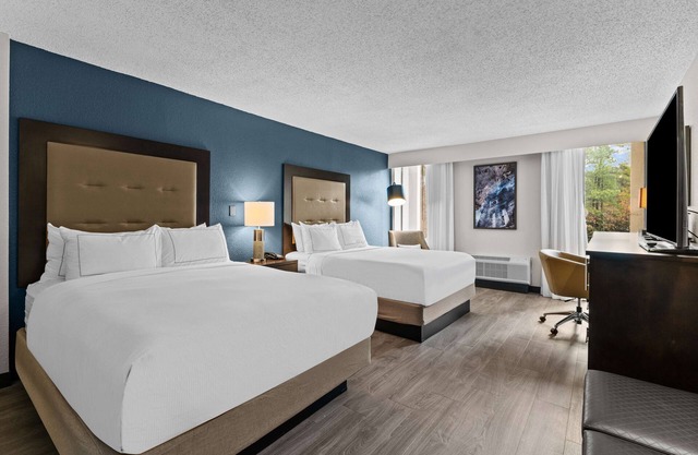 DoubleTree by Hilton Raleigh Midtown, NC