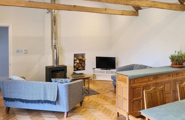 Dowie House Steading