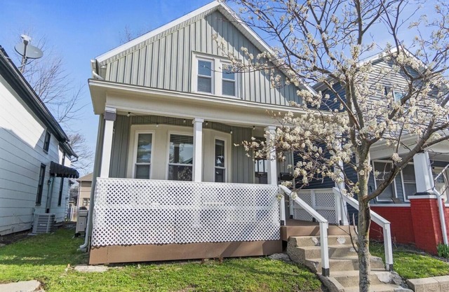Downtown Apt with Wooden Beams & Brick Accents